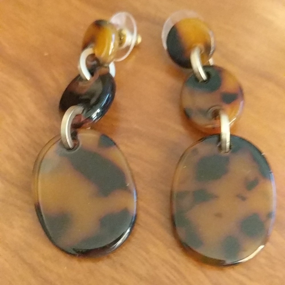 Tortoise Shell Three Tier Earrings - image 2